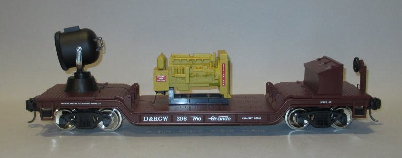 USA Trains R17326 G Denver & Rio Grande Depressed-Center Flat Car w/Searchlight
