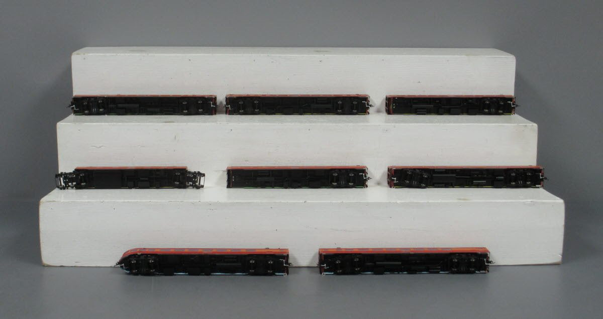 MTH 80-60007 HO Scale Southern Pacific Lines Passenger Car Set (Set of 8)