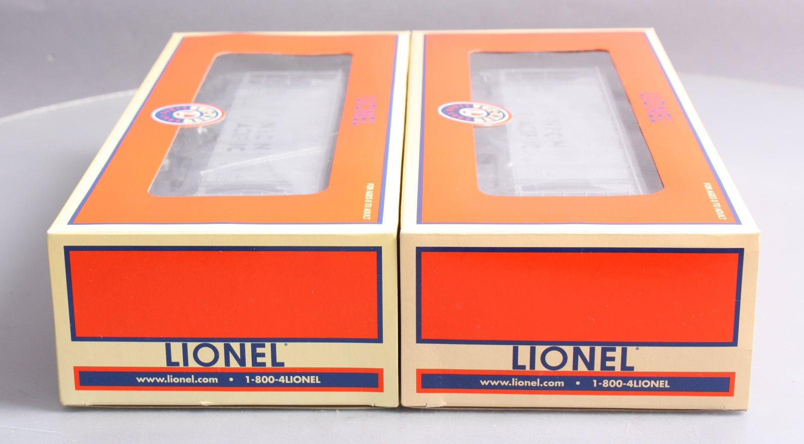 Lionel 6-21904 Union Pacific PS-2 Hopper Cars (Set of 2)