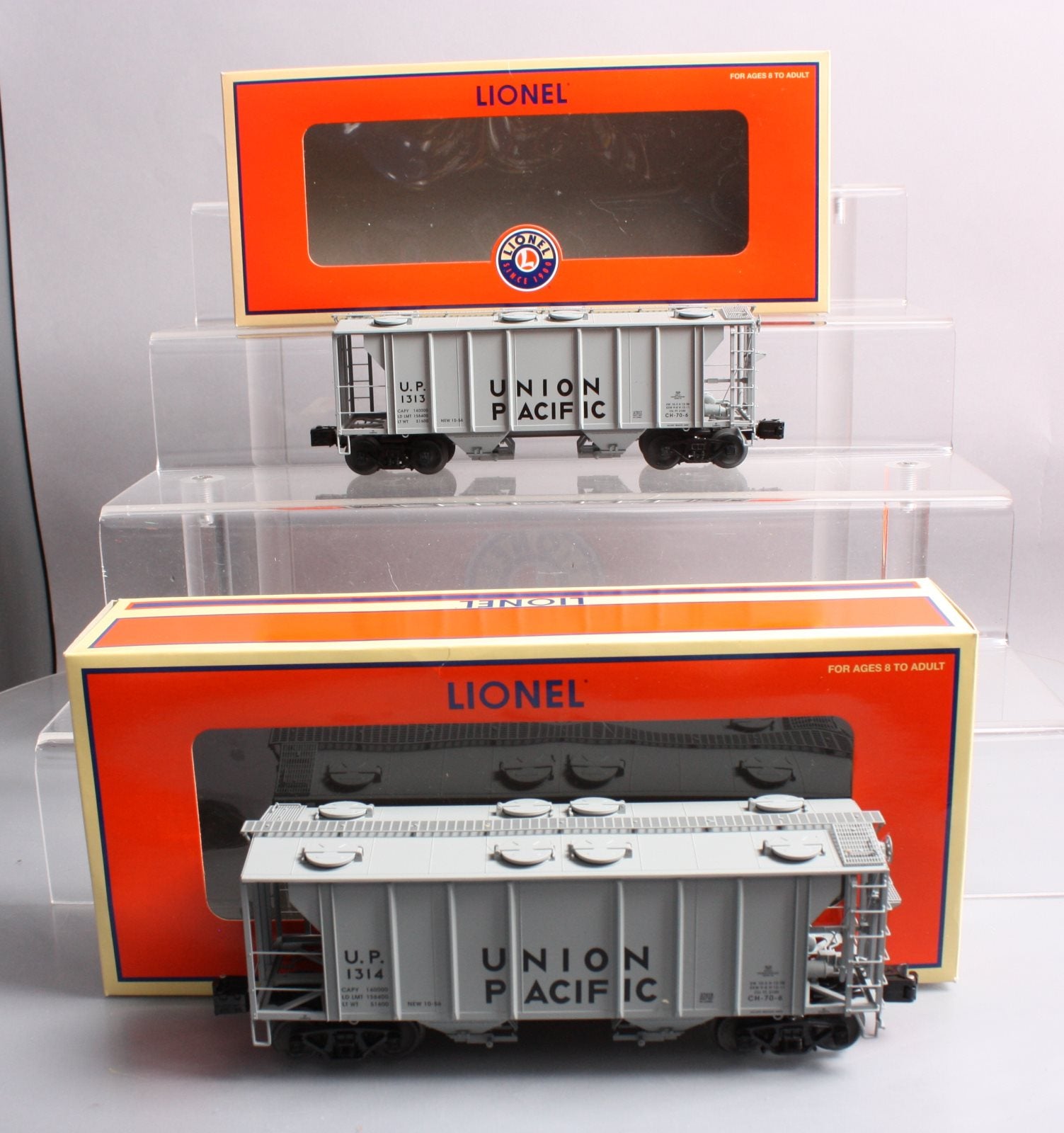 Lionel 6-21904 Union Pacific PS-2 Hopper Cars (Set of 2)