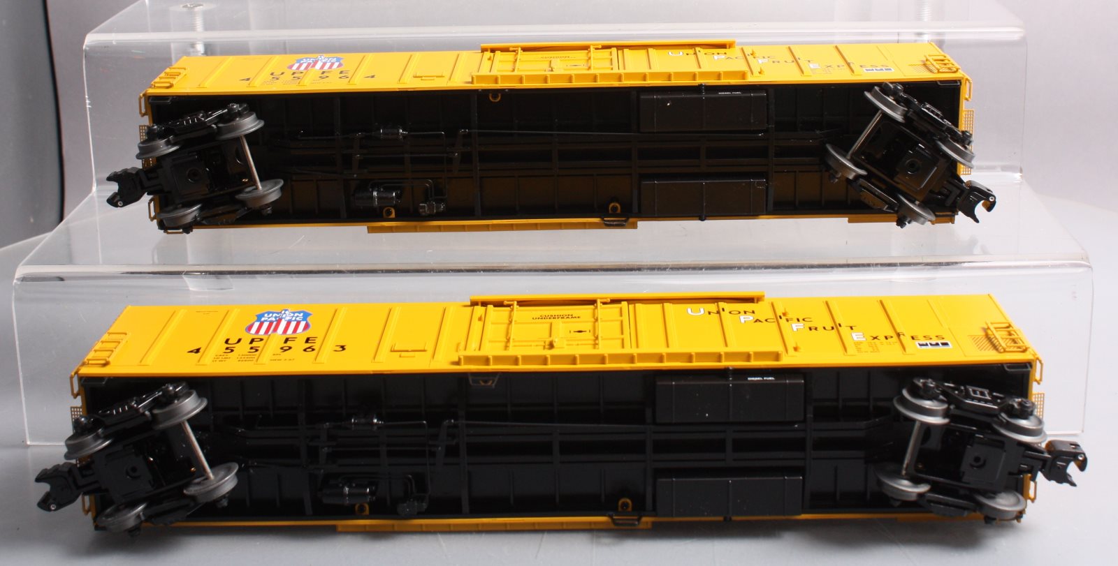 Lionel 6-11654 O Gauge Union Pacific FE Mechanical Reefer Cars (Set of 2)