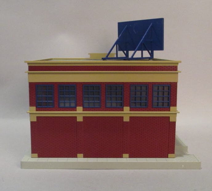 MTH 30-90416 O Boris Used Car Dealership