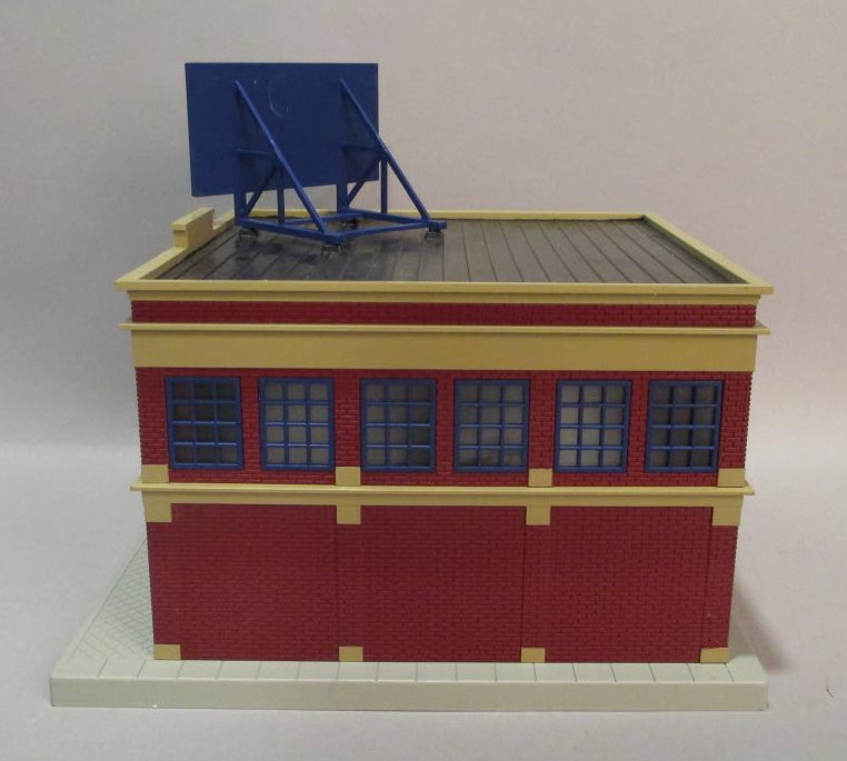 MTH 30-90416 O Boris Used Car Dealership