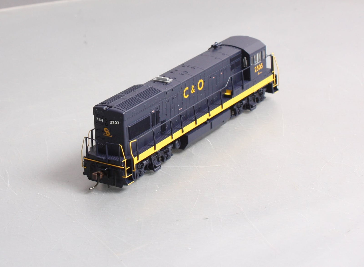 Atlas 10002189 HO Chesapeake & Ohio GE U23B #2303