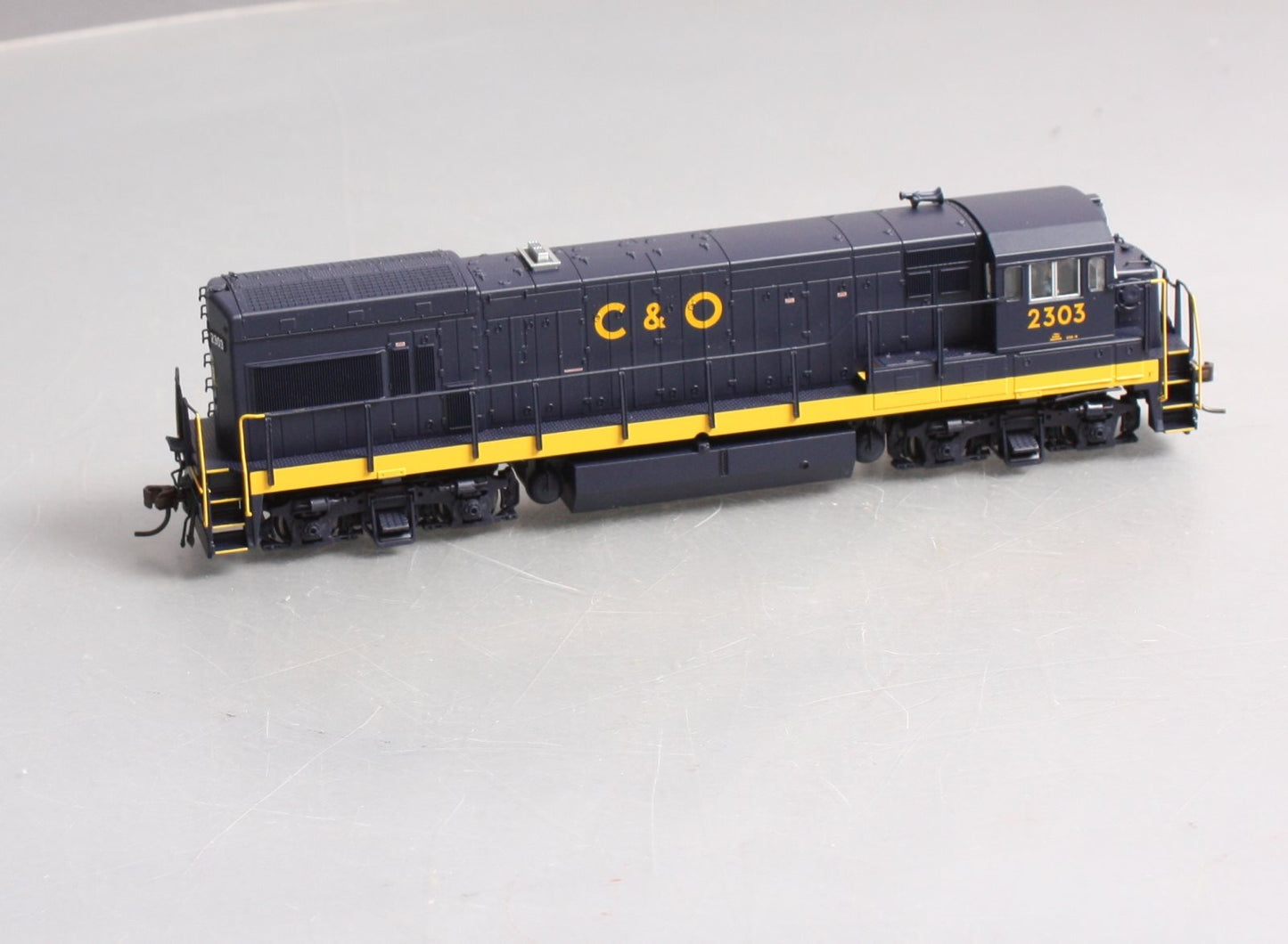 Atlas 10002189 HO Chesapeake & Ohio GE U23B #2303