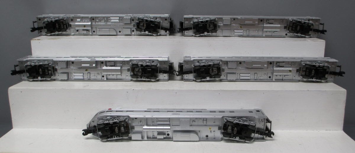 MTH 20-65230 O Santa Fe 70' Streamlined Ribbed Passenger Car Set (Set of 5)