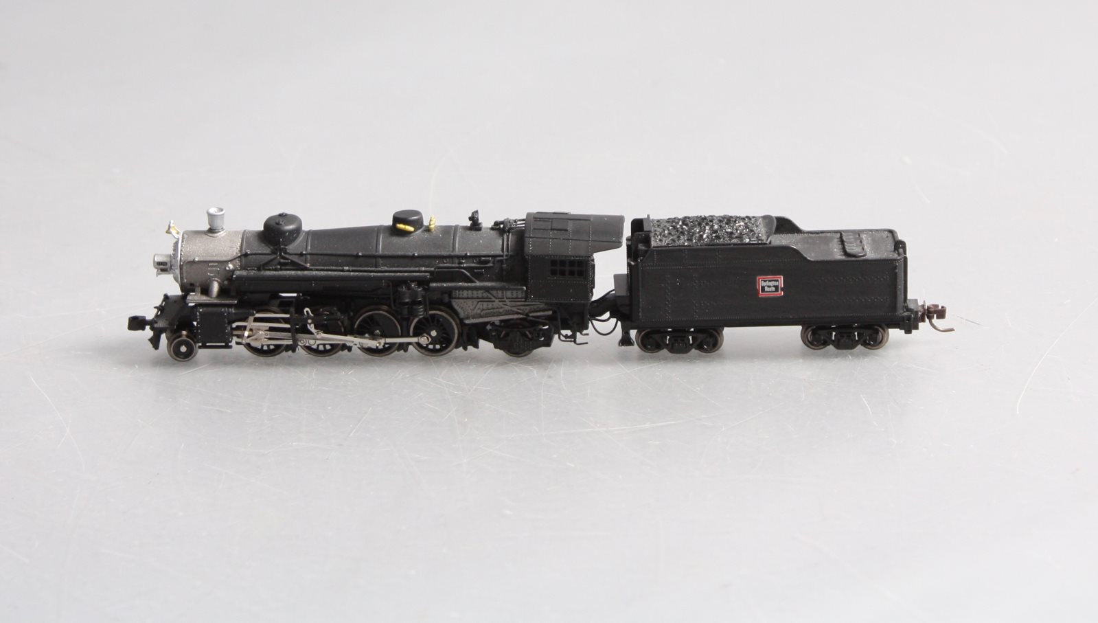 Model Power 875731 N Southern Railway 2-8-2 Mikado w/Tender #4745 (DCC & Sound)