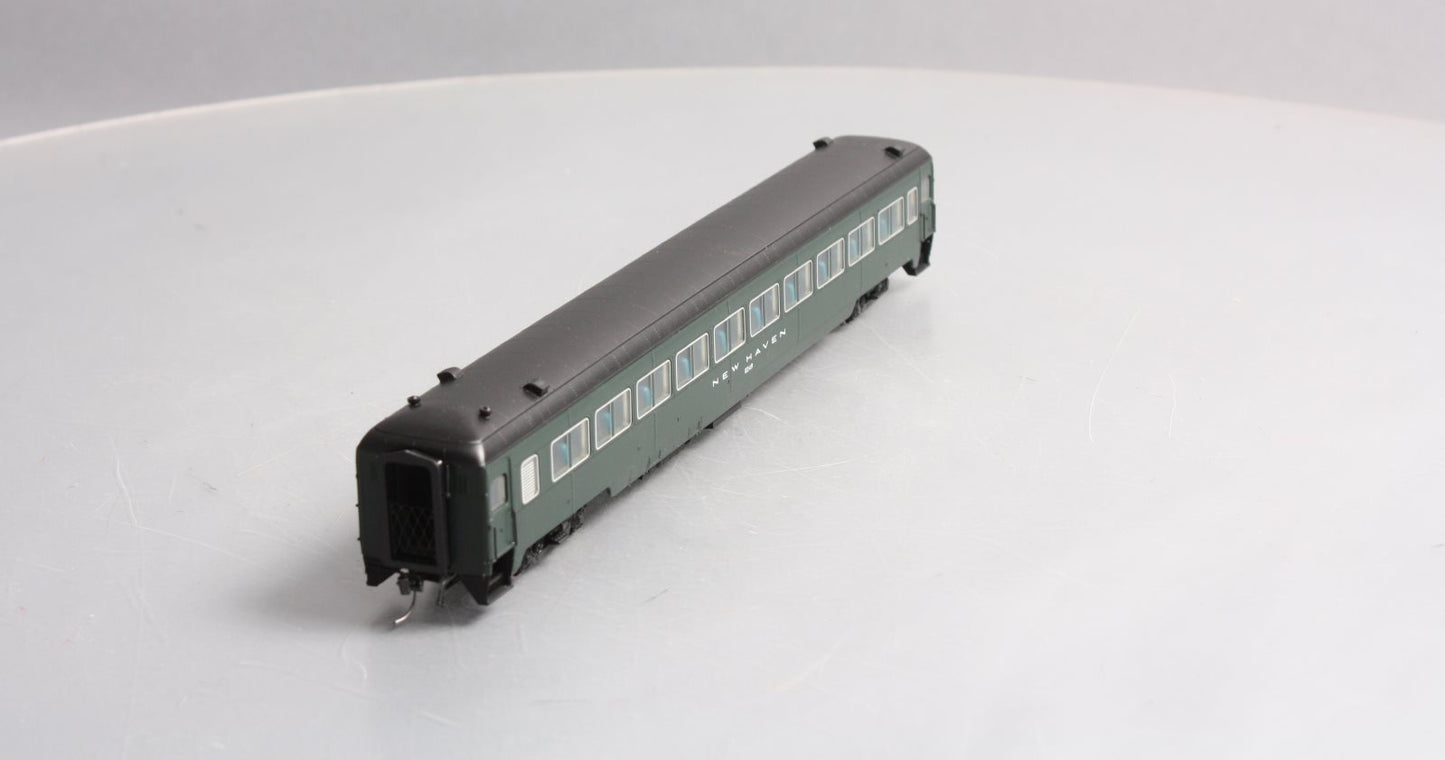 Rapido Trains 109120 HO New Haven 10-Window Coach #8249