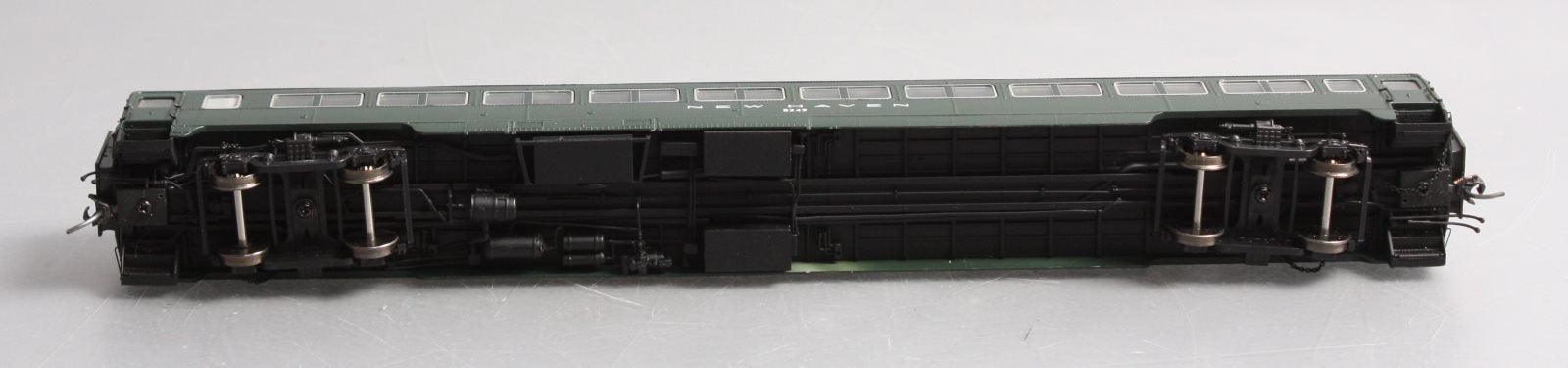 Rapido Trains 109120 HO New Haven 10-Window Coach #8249