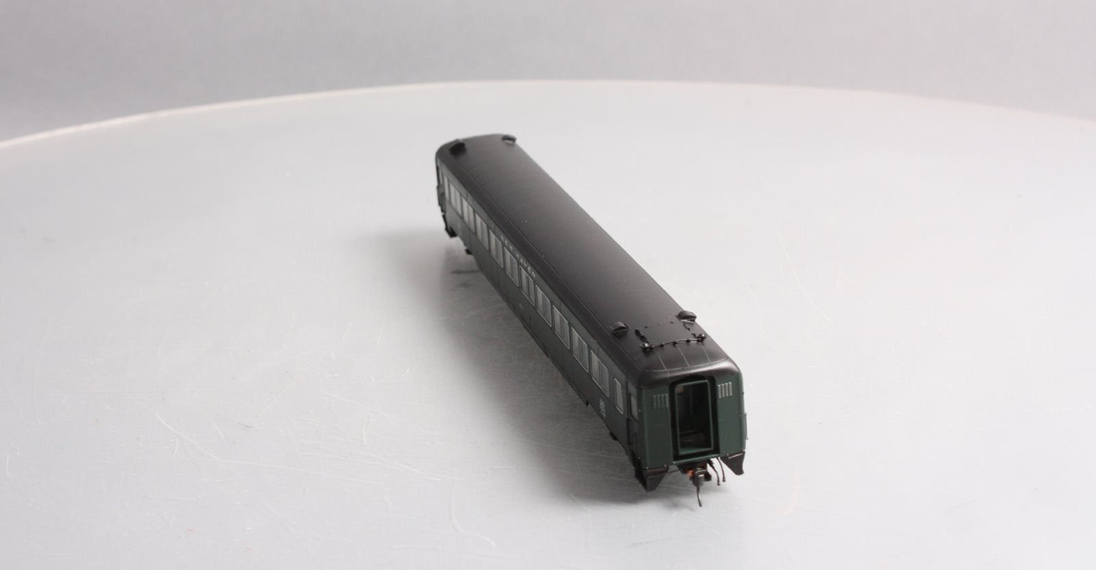 Rapido Trains 109100 HO Scale New Haven 10-Window Smoker Coach #8515