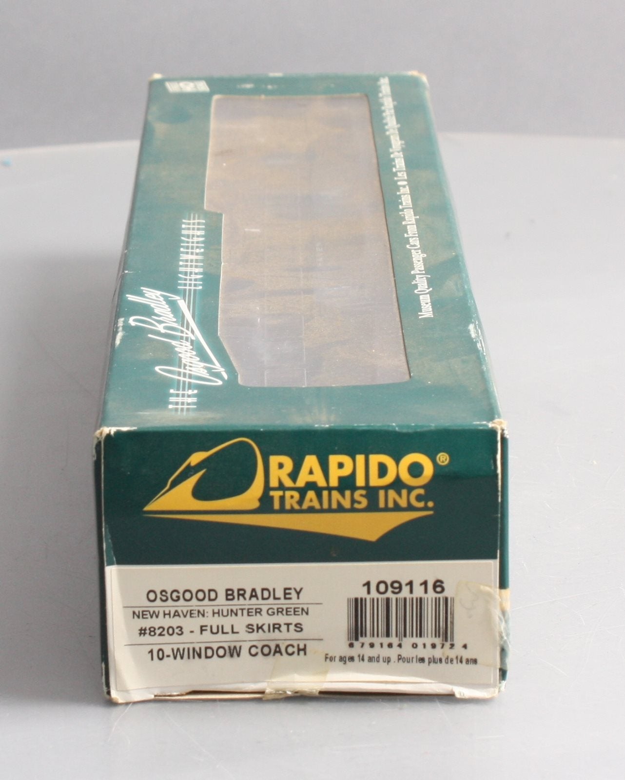 Rapido Trains 109116 HO New Haven Full Skirt 10-Window Coach #8203