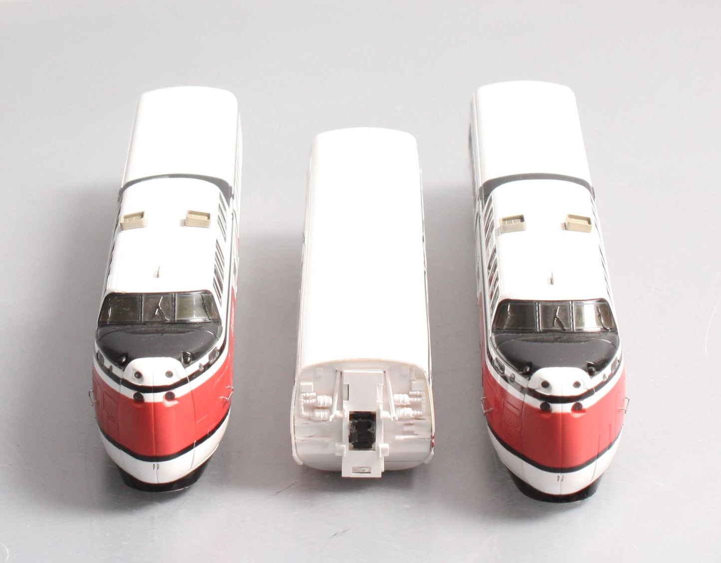 Rapido Trains 201003 HO Amtrak TurboTrain 3-Car Passenger Train-Only Set w/ DCC