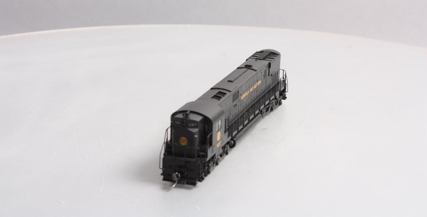 Stewart 6253 HO Norfolk & Western ALCO C628 High Hood Powered Diesel Loco #1107