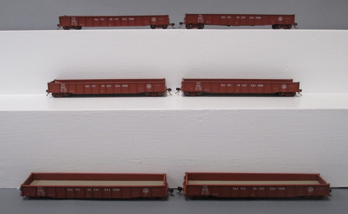 Rapido Trains 50016 HO Pacific Great Eastern 52' 6" Canadian Mill Gondola (6)