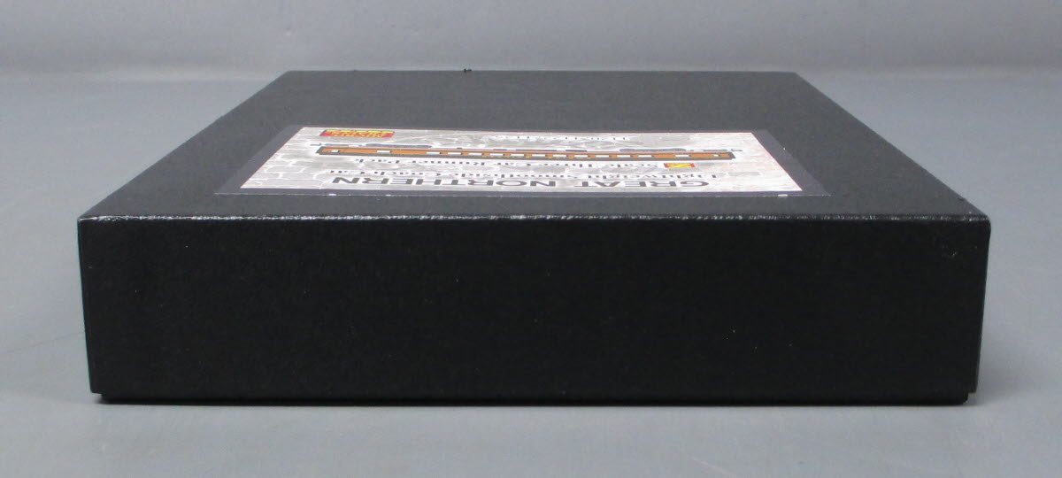 Micro-Trains 99400033 Z Great Northern Coach Car Runner Pack (Set of 3)