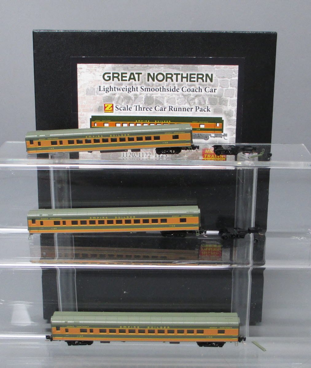 Micro-Trains 99400033 Z Great Northern Coach Car Runner Pack (Set of 3)