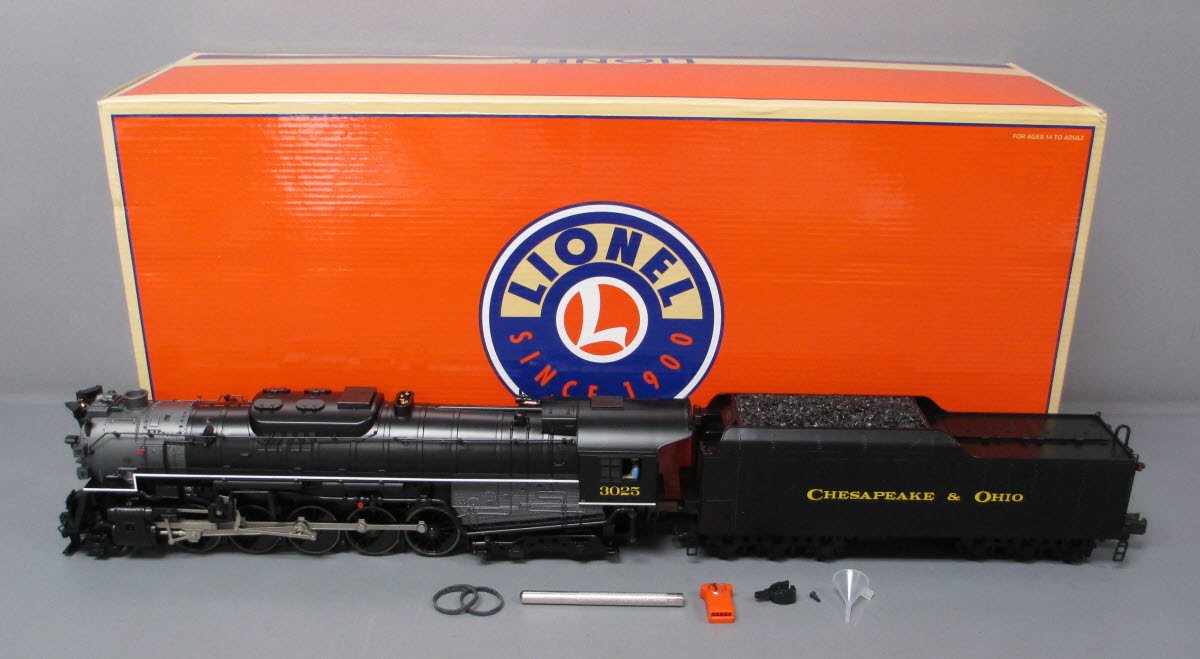 Lionel 6-11304 C&O 2-10-4 Texas Steam Locomotive & Tender #3025 with Legacy