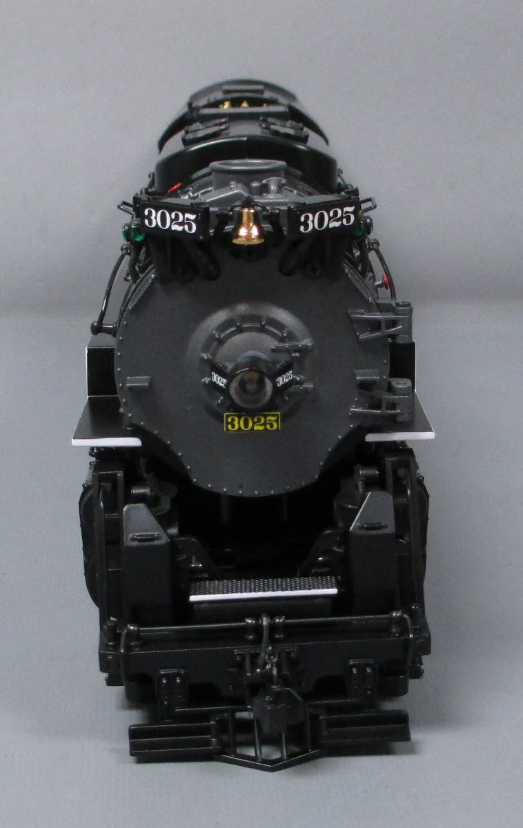 Lionel 6-11304 C&O 2-10-4 Texas Steam Locomotive & Tender #3025 with Legacy