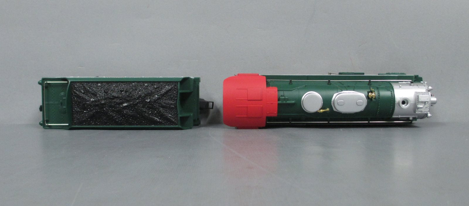 Lionel 6-83214 O North Pole Central LionChief Plus 4-6-2 Pacific Steam Loco #25