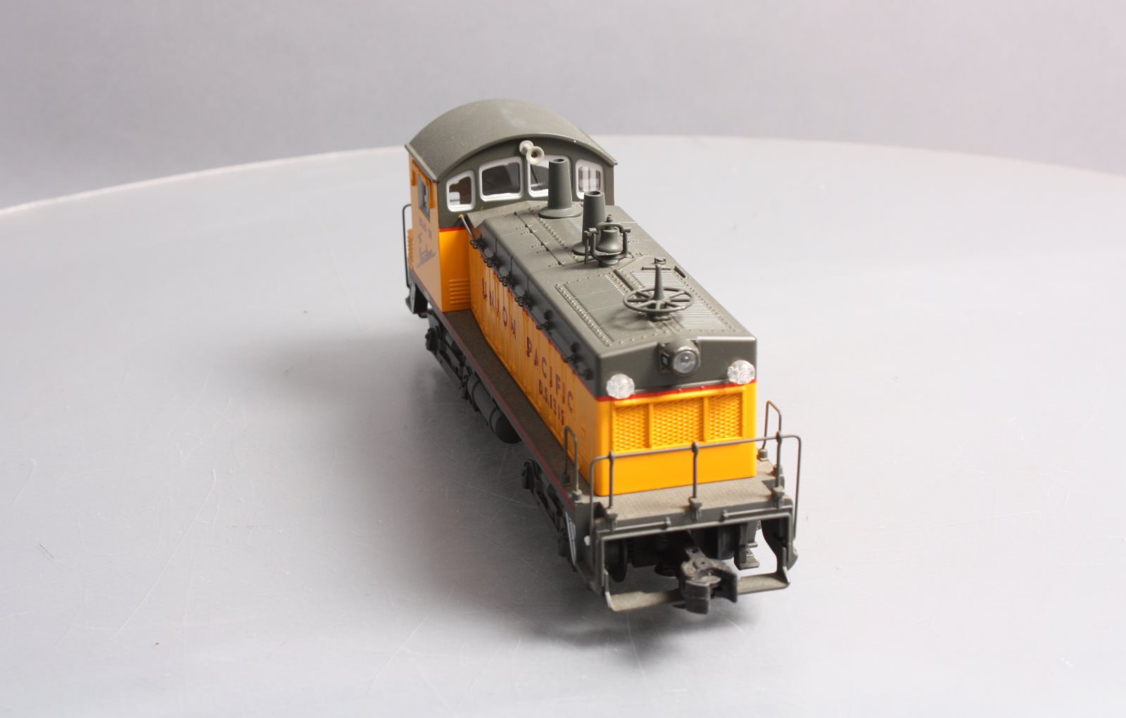 Williams 21612 O Union Pacific EMD NW2 3-Rail Diesel Locomotive