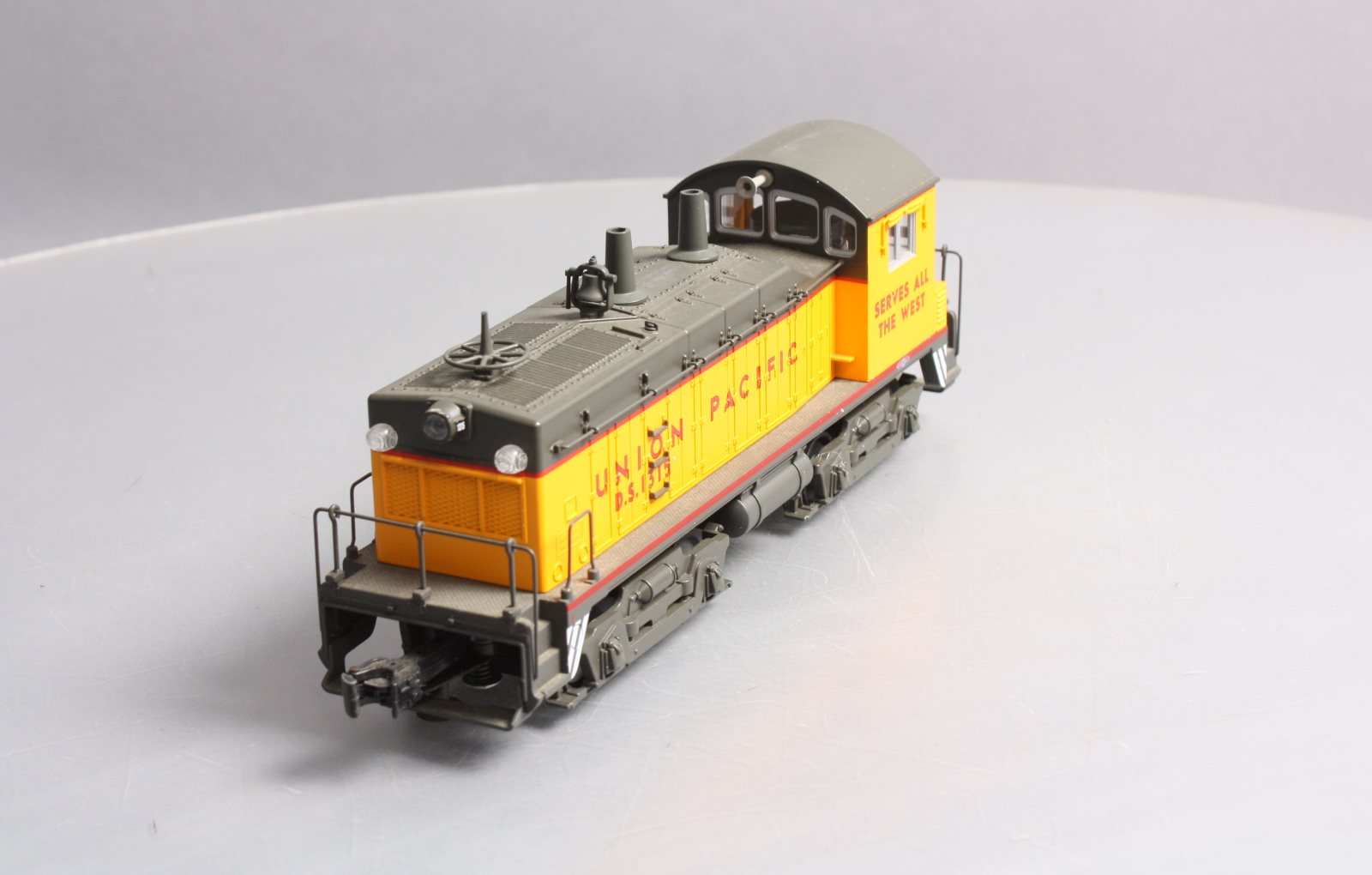 Williams 21612 O Union Pacific EMD NW2 3-Rail Diesel Locomotive