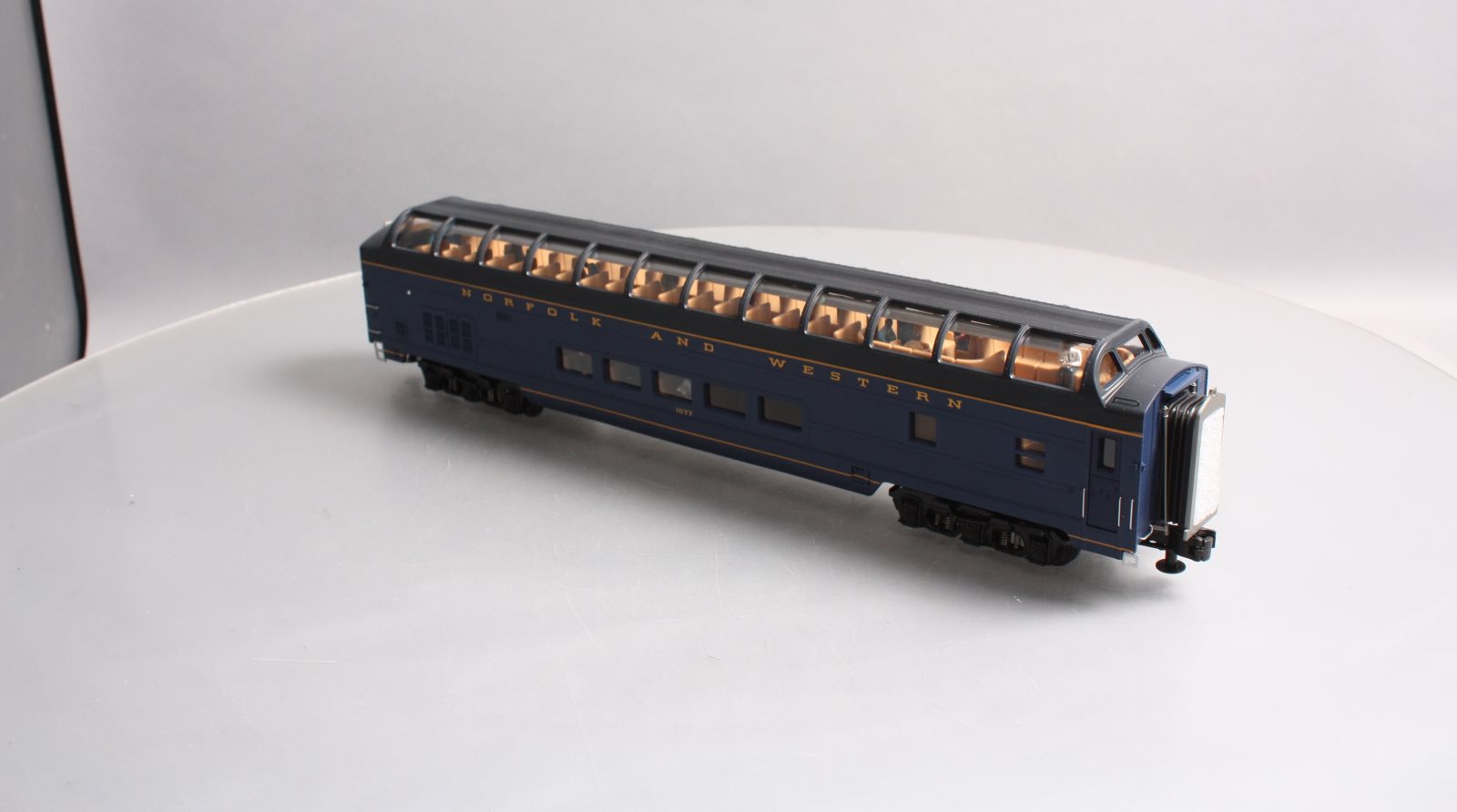 MTH 20-67245 O Gauge Norfolk & Western 70' Streamlined Full Length Vista Dome