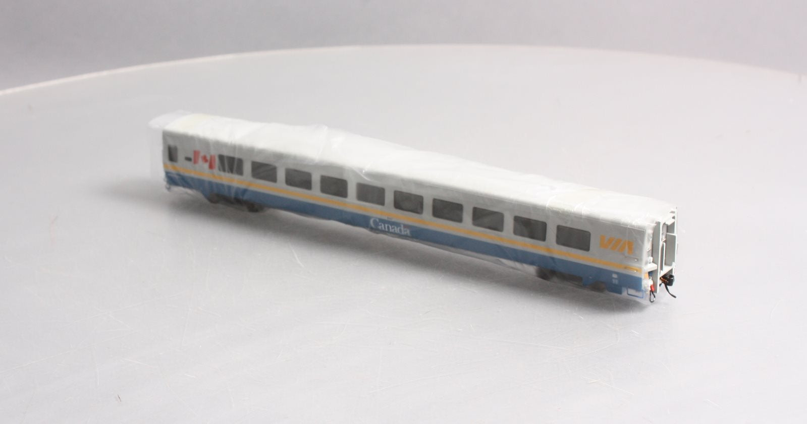 Rapido Trains 108025 HO VIA Streamlined LRC Coach #3360