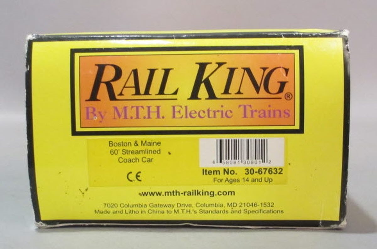 MTH 30-67632 O Gauge Boston & Maine 60' Streamlined Coach Car