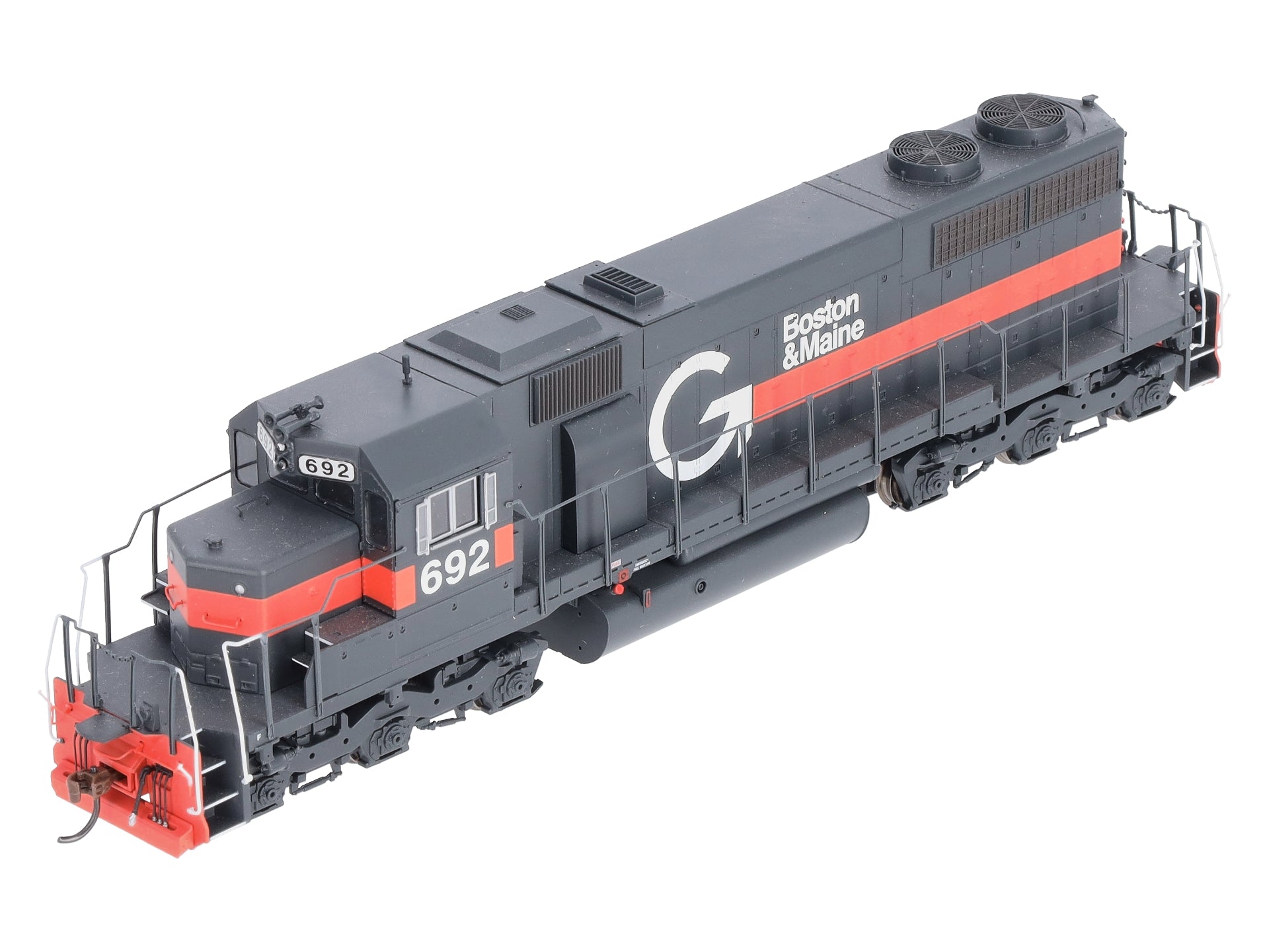 Athearn 64374 HO Guilford/Boston & Maine RTR SD39 Diesel Locomotive #692