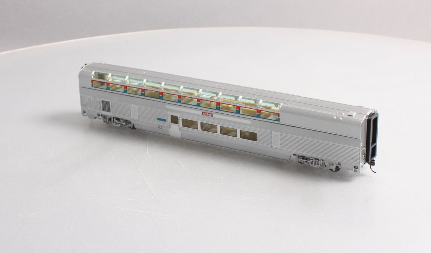 Walthers 920-14321 HO Scale Amtrak 85' Budd Hi-Level Lighted Sky Lounge Car
