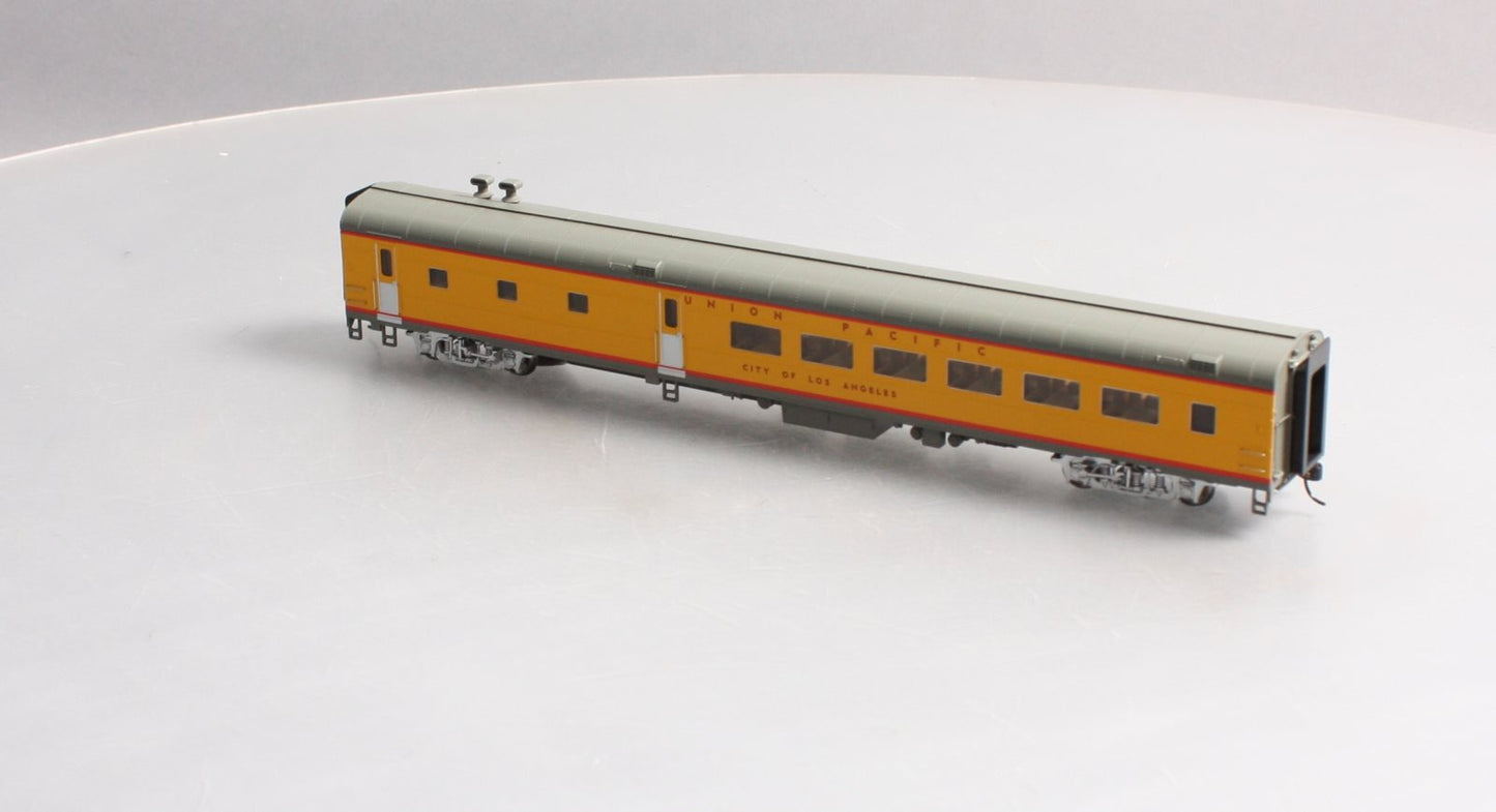 Walthers 920-18600 HO Union Pacific City of Los Angeles 85' ACF 48-Seat Diner