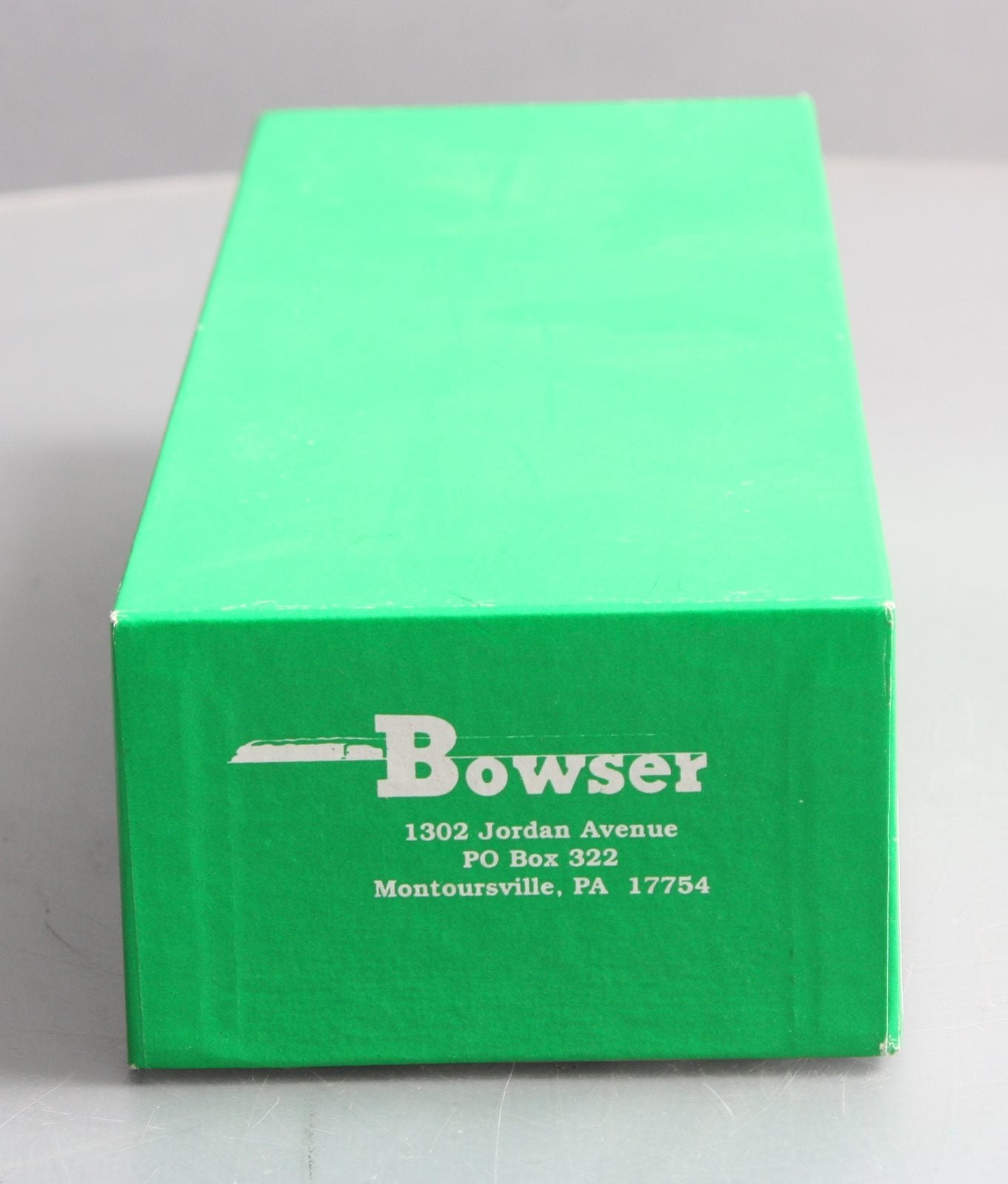 Bowser 691-23109 HO Maine Central GE U-25B Diesel Locomotive #225