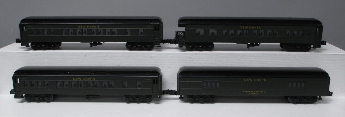 Williams 43473 New Haven 60 Ft. Madison Passenger Car Car (Pack of 4)