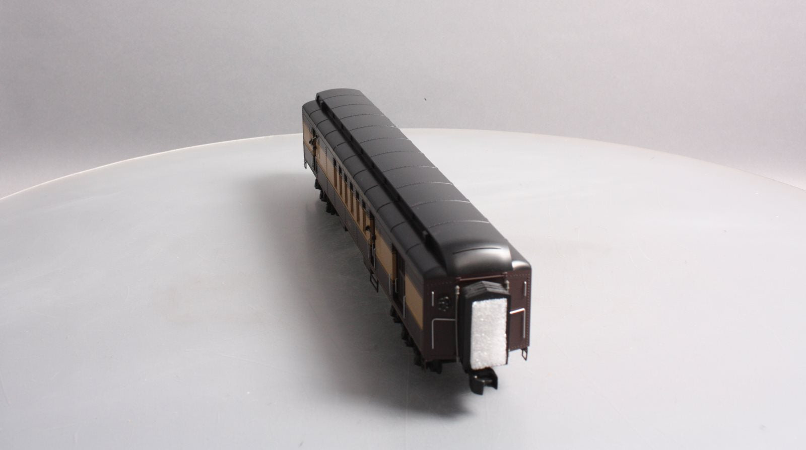 MTH 20-42005 O Gauge New York Central 70' Madison RPO Passenger Car #127