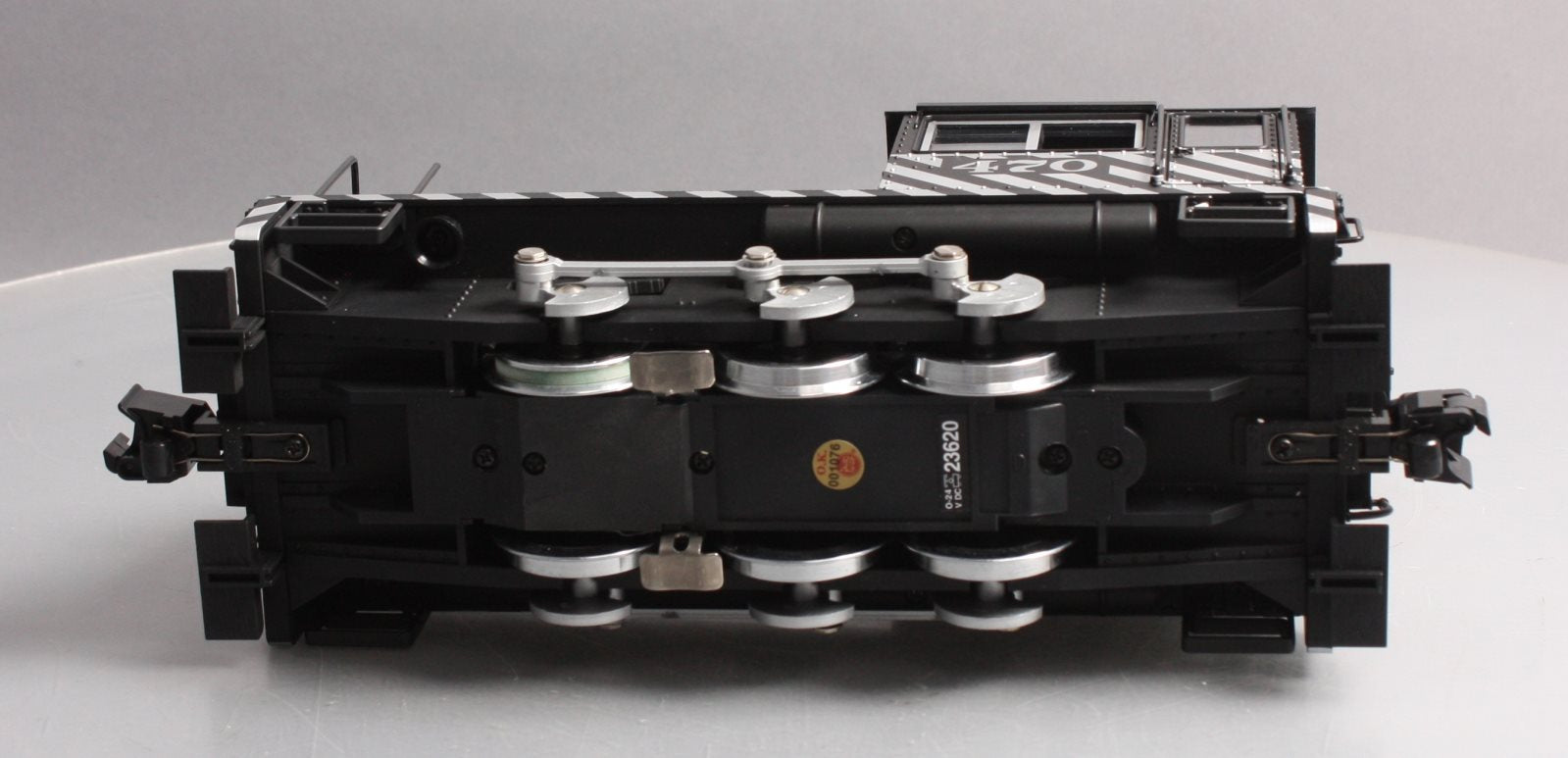 LGB 23620 Santa Fe Diesel Switcher Locomotive – Trainz