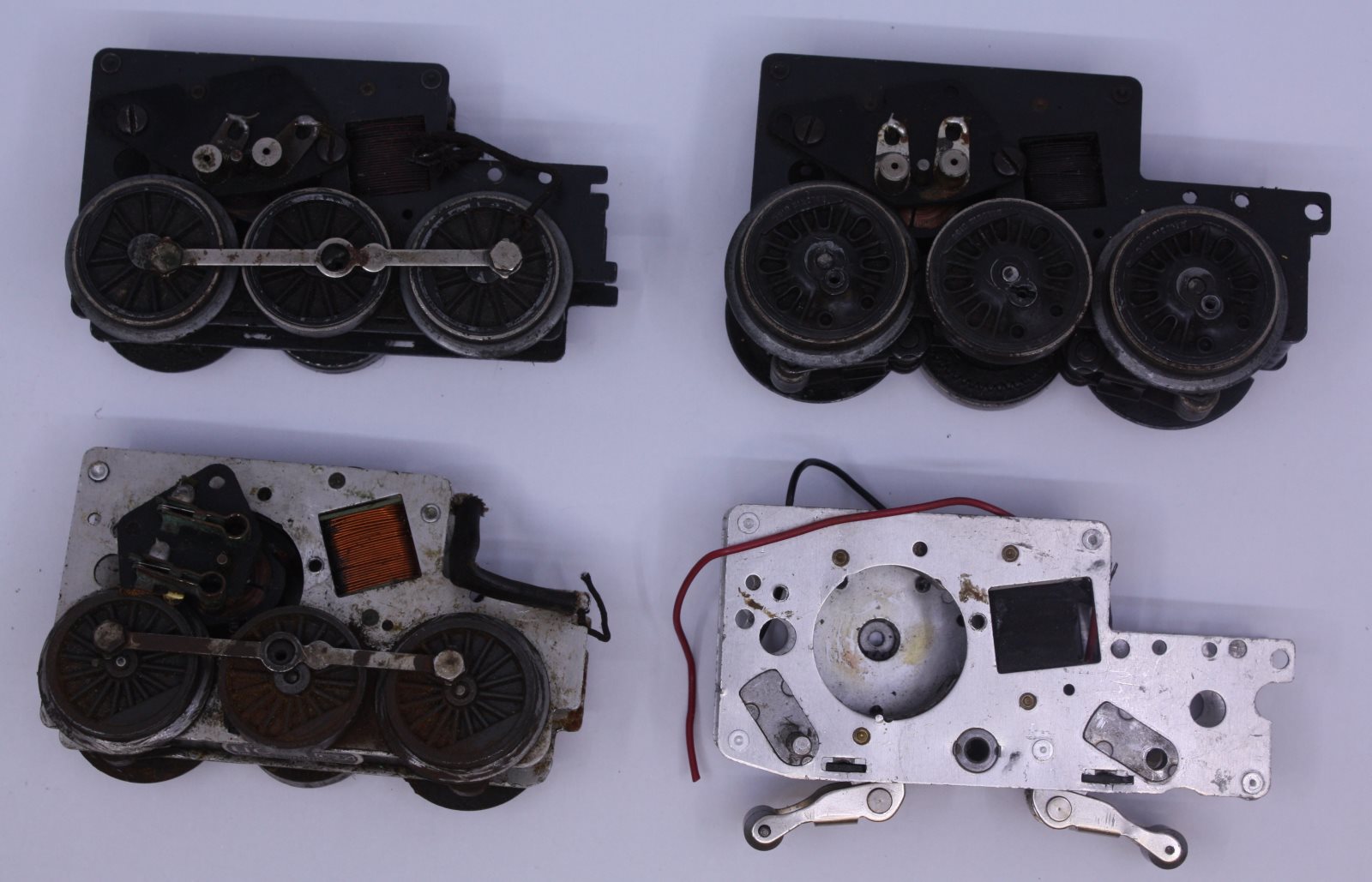 Acme 509-629 Steam Motor Chassis Assortment - Not Working (Bag of 4)