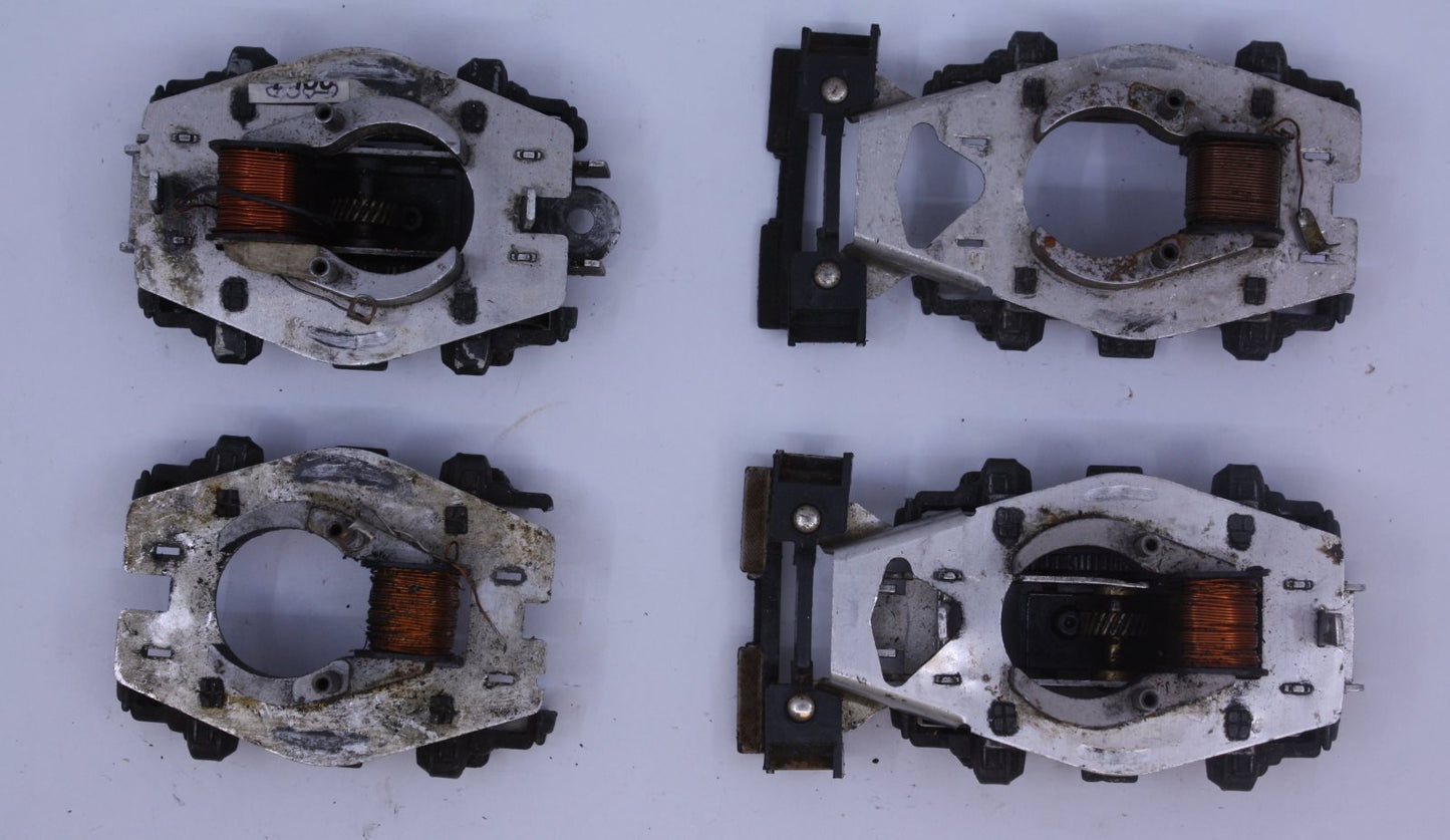 Acme 511-989 Diesel Motor Truck Chassis Assortment - Not Working (Bag of 4)