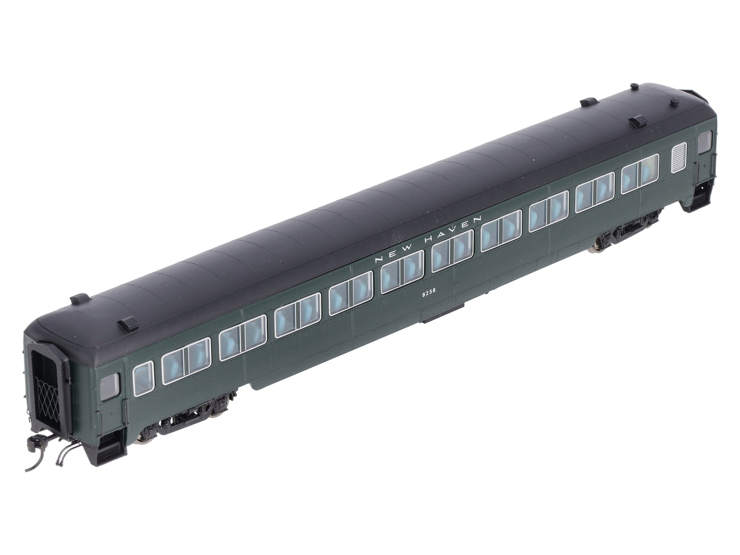 Rapido Trains 109012 HO New Haven 10-Window Coach Phase II #8258