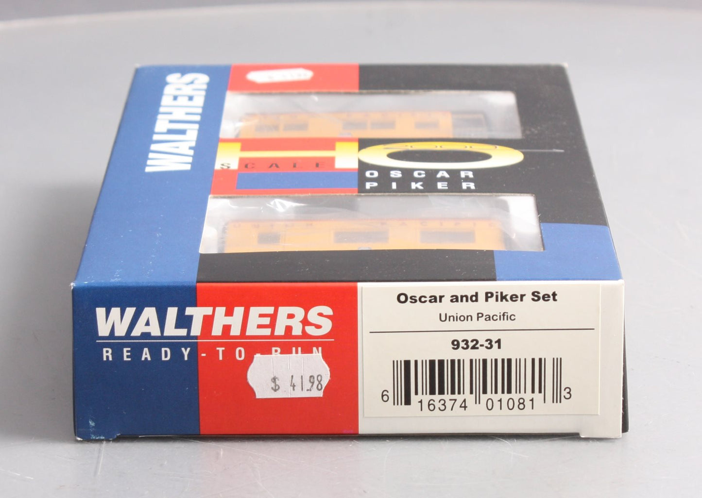 Walthers 932-31 HO Scale Union Pacific Oscar and Piker Set