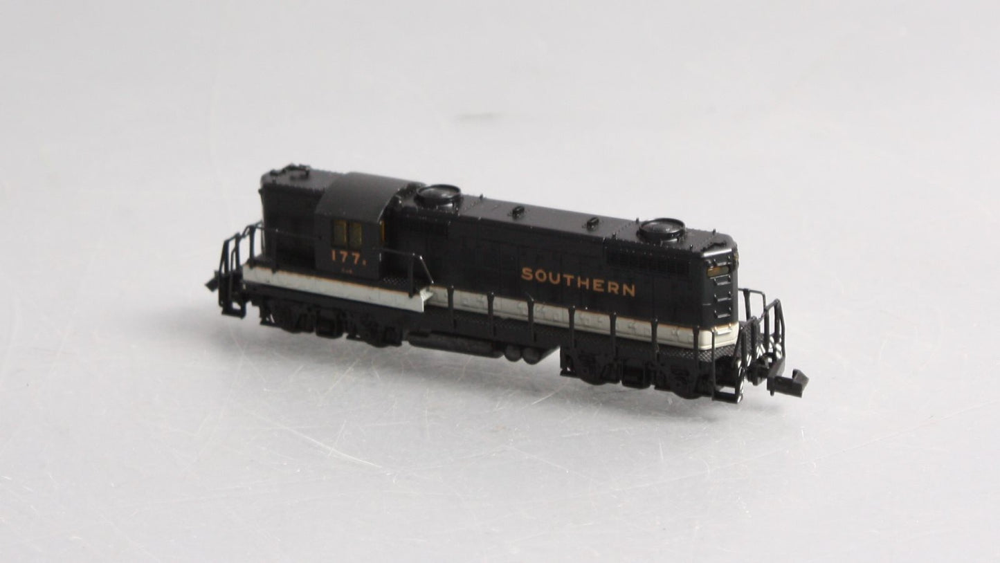 Life Like 7137 N Southern GP18 Diesel Locomotive #177