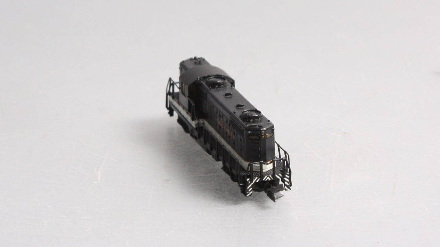 Life Like 7137 N Southern GP18 Diesel Locomotive #177