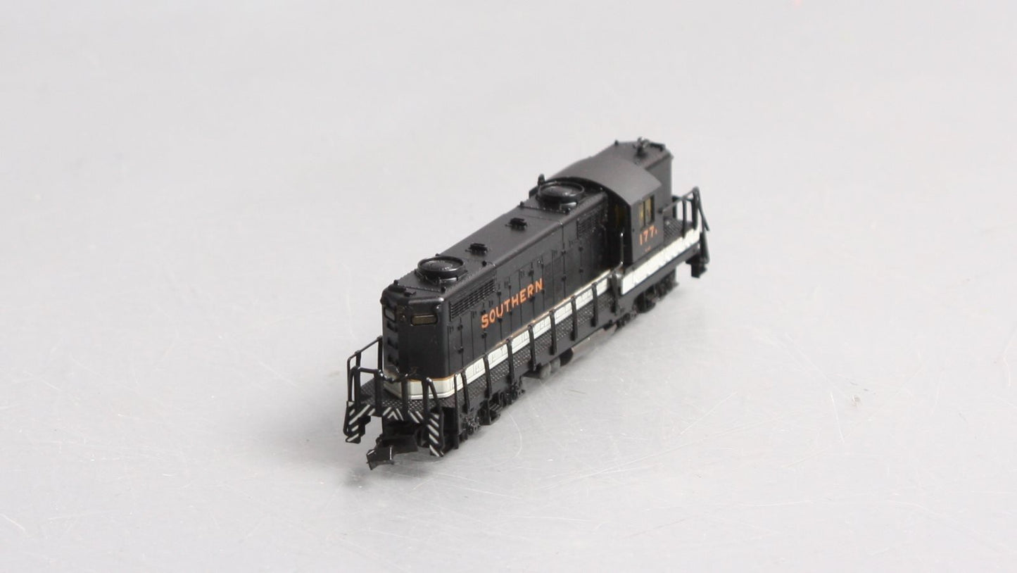 Life Like 7137 N Southern GP18 Diesel Locomotive #177