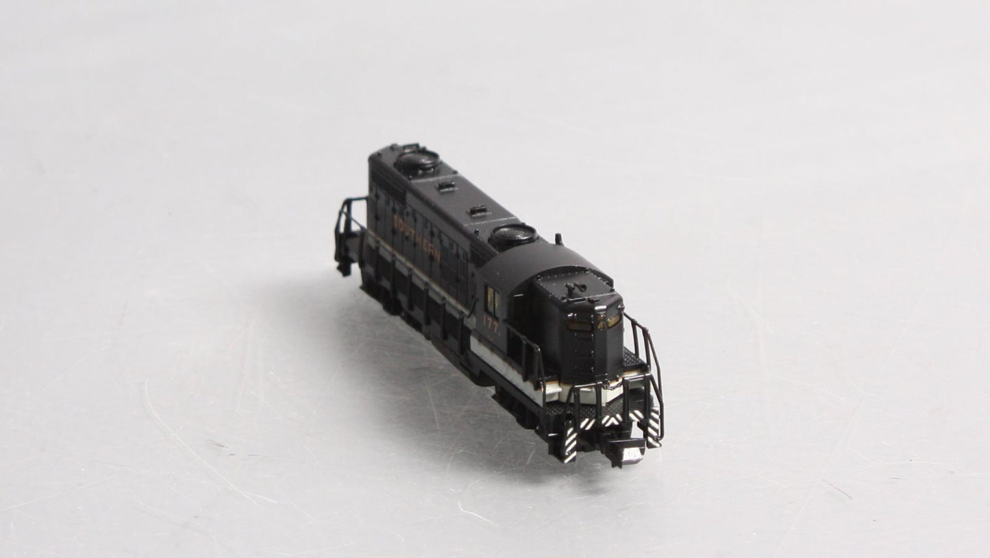 Life Like 7137 N Southern GP18 Diesel Locomotive #177