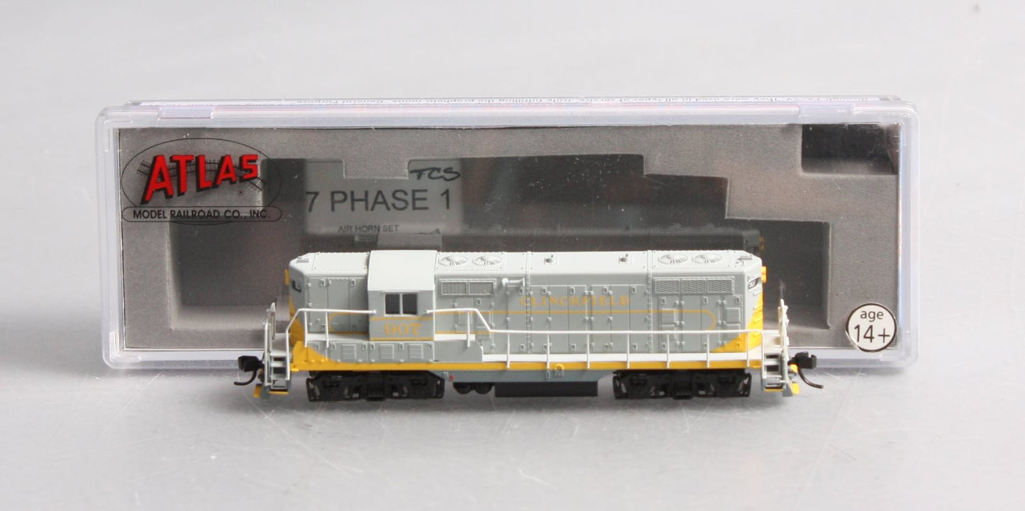 Atlas 48290 N Clinchfield GP-7 Diesel Locomotive #907