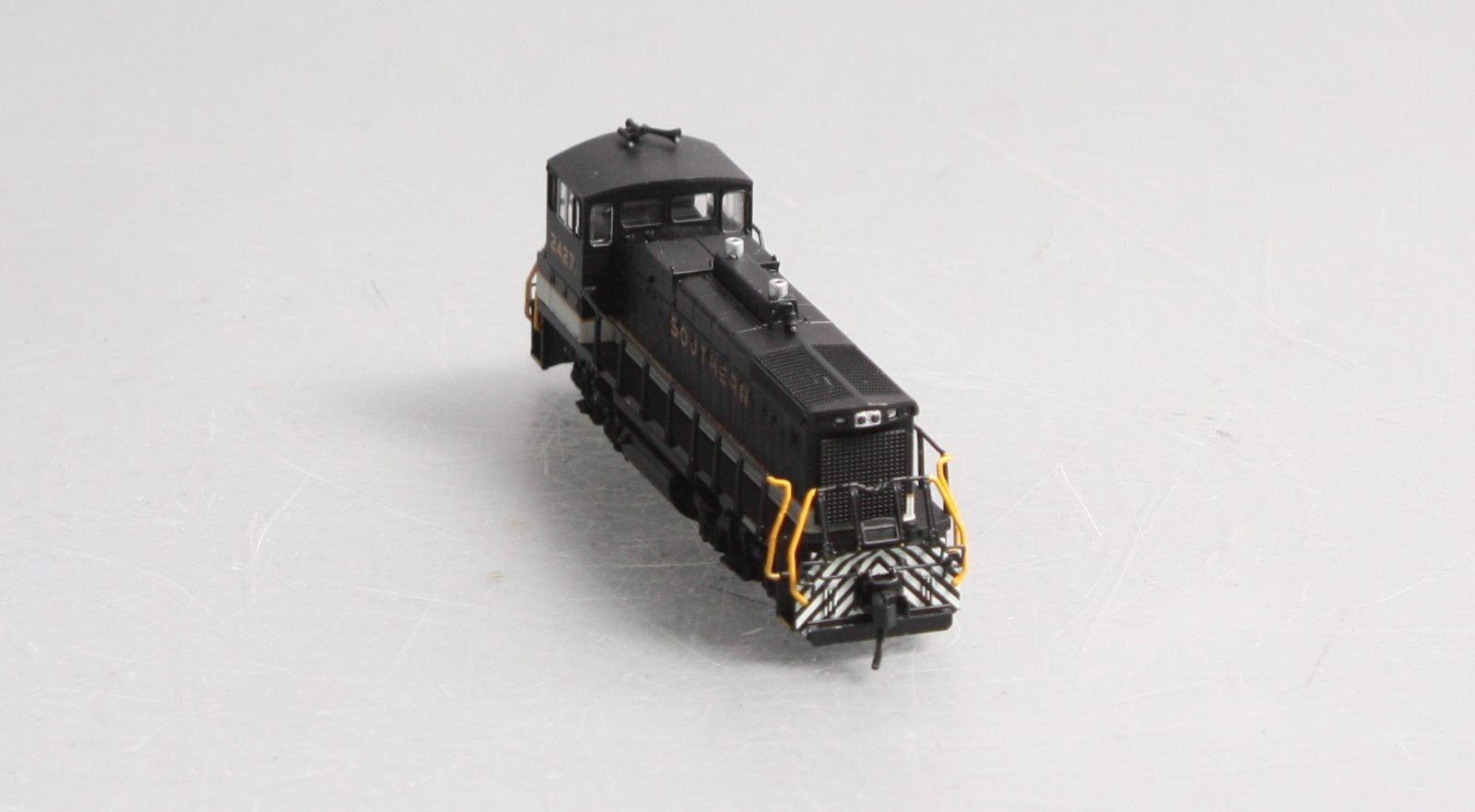 Atlas 52276 N Southern MP-15DC Diesel Locomotive w/DCC #2427