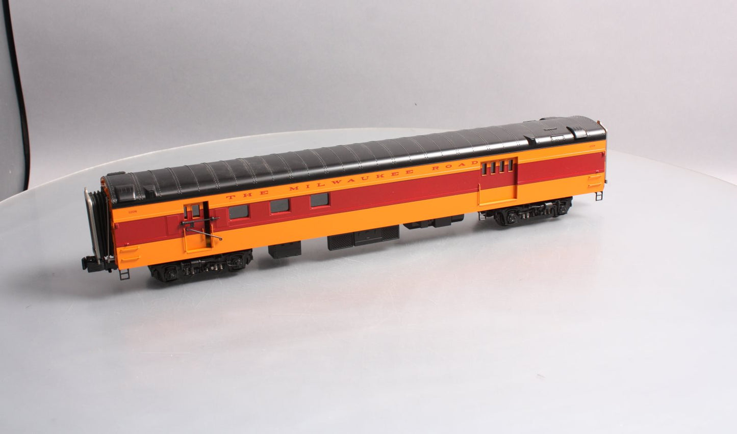 MTH 20-68112 Milwaukee Road 70' ABS RPO Passenger Car (Smooth)