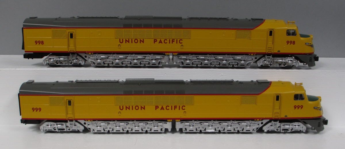 Lionel 6-34673 Vision UP Centipede AA Diesel Locomotive Set #998/#999