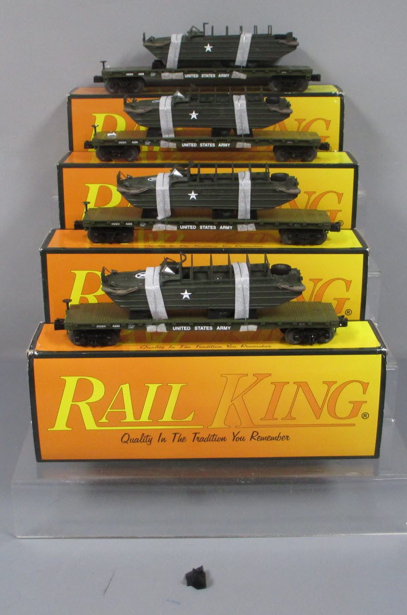 MTH 30-70105 O Gauge U.S. Army Flat Car with GMC DUKW 353 4-Car Set