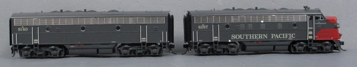 Broadway Limited 4849 HO Southern Pacific F7 A/B Diesel Locomotive #6267/8140