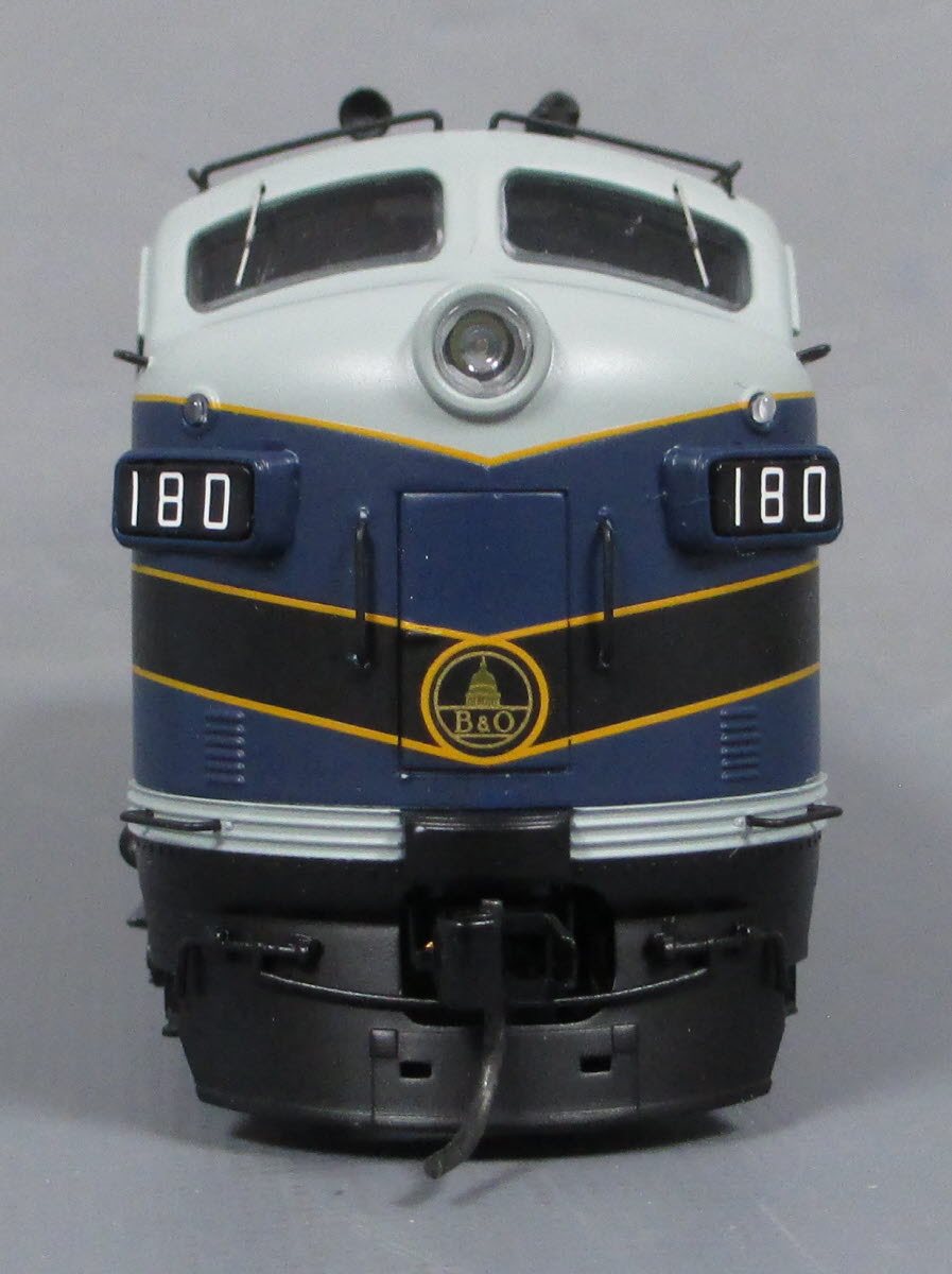 Broadway Limited 4843 HO Baltimore & Ohio F7 A/B Diesel Locomotive #180A/180X